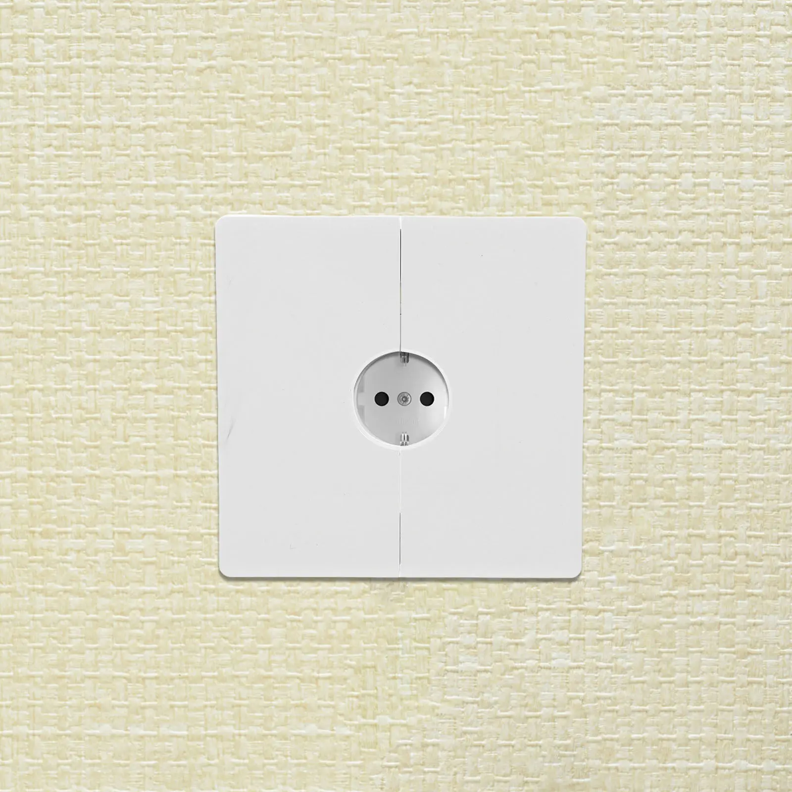 2Pcs Detachable Adhesive Outlet Cover Plate with Cable Pass Through Hole Solid Wall Socket Cover for Home Office Bathroom Safety