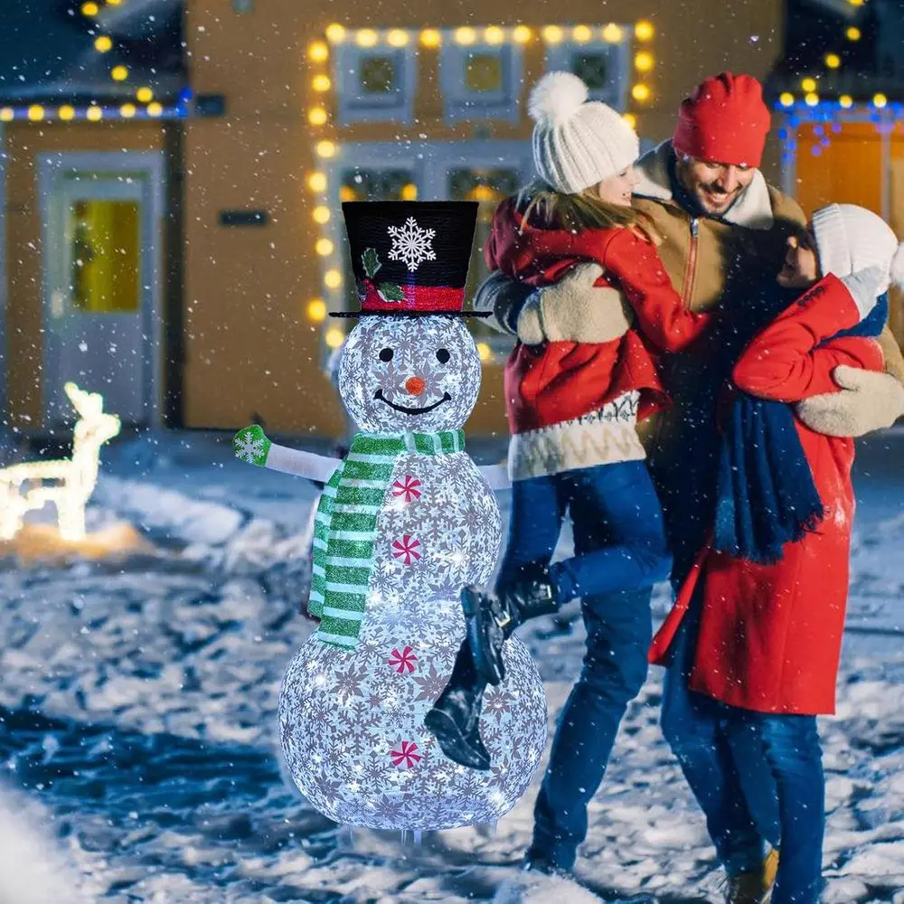 رجل ثلج قابل للطي بإضاءة LED مقاس 51 بوصة لتزيين حديقة عيد الميلاد في الهواء الطلق مع وشاح أخضر وسترة #3