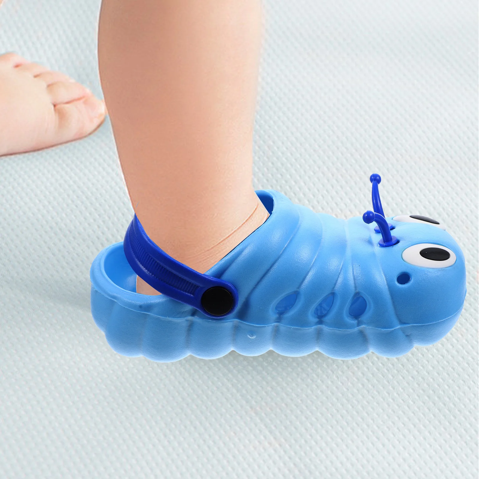 1 زوج شاطئ للأطفال عدم الانزلاق خفيفة الوزن شبشب صيفي كول الكرتون تصميم الأزرق حجم 27 طول 16 سنتيمتر الفتيان الصنادل الفتيات