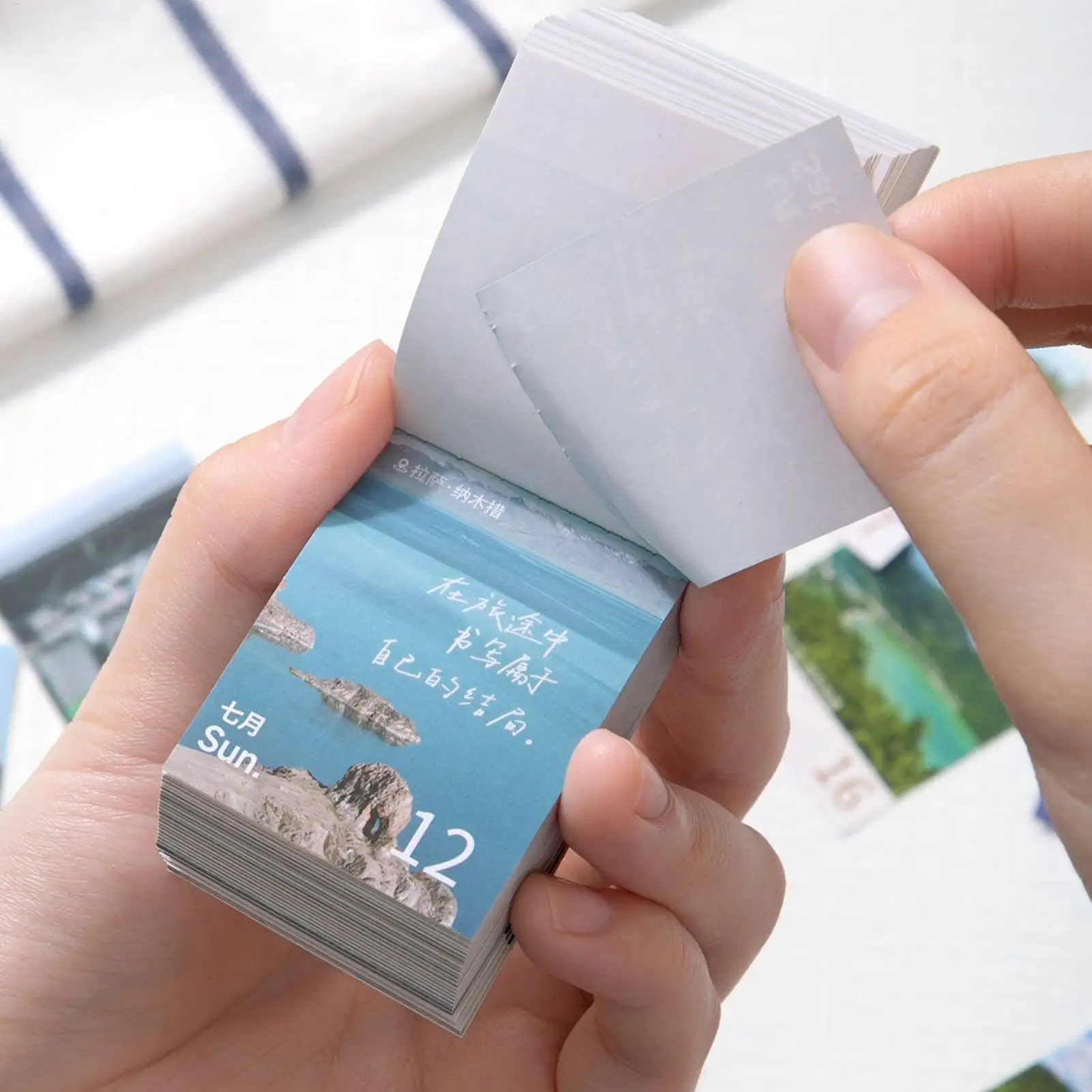 Мини-настольный календарь на 2026 год, 365-дневный отрывной ежедневник страниц с толстой бумагой, офисный стол, домашние школьные классные принадлежности