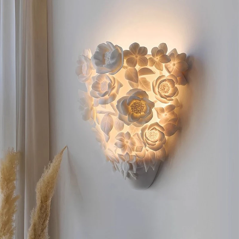 

French Style Rose Bouquet Wall Lamps Resin Carved White Flower Lamp LED Modern Warm Aisle Living Room Bedroom Bedside Wall Light
