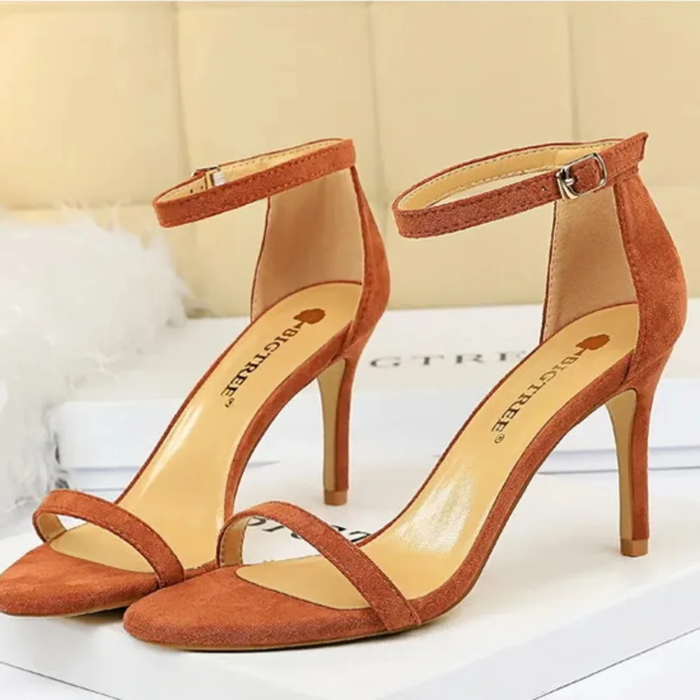 Women Pumps Heels Fashion Simple Slim Suede Stripe Sexy Nightclub High Heel Women's Sandals Middle Shoes туфли женские  Shoese