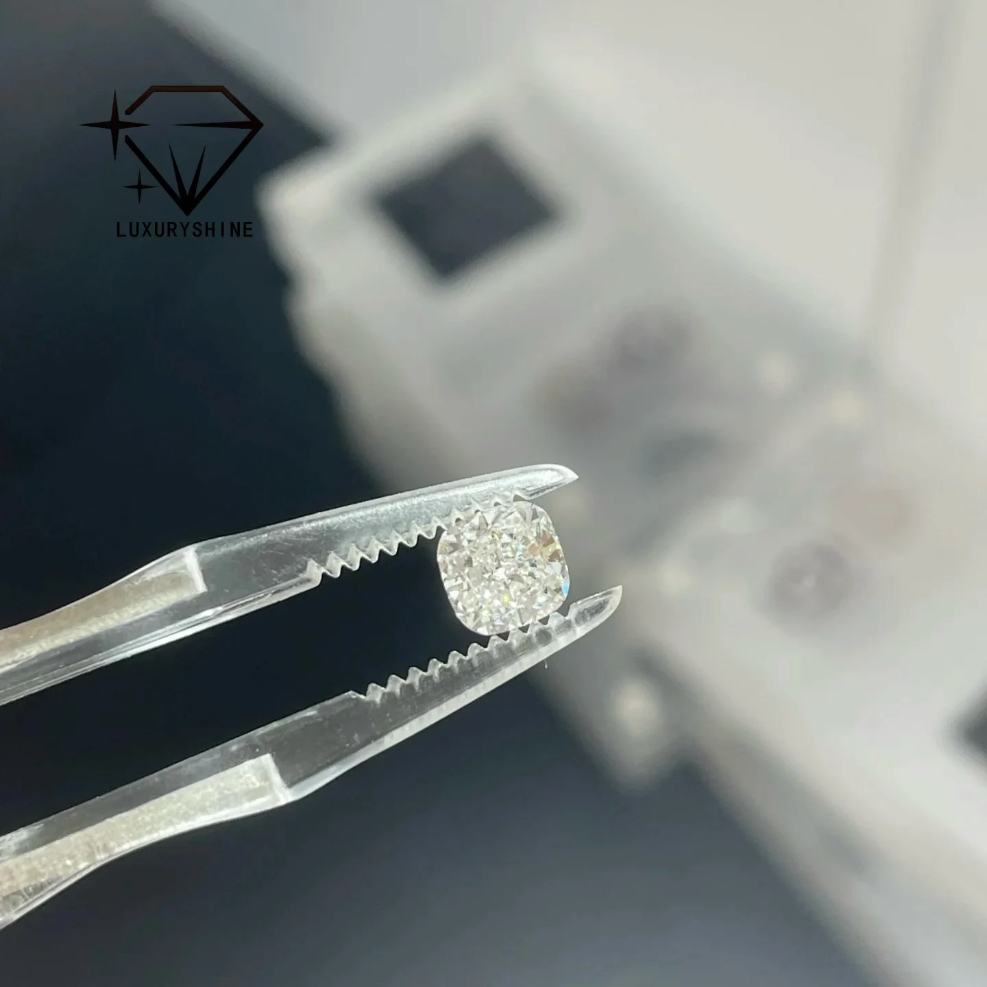 

LuxuryShine 1-5CT VS-VVS Loose Lab Grown Diamond Cushion Shape White Excellent Cut Wedding diamond With Certificate Wholesale