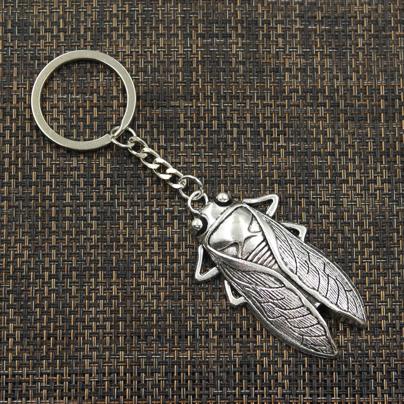Keychain 62x33mm Summer Cicada Pendants DIY Men Jewelry Car Key Chain Ring Holder Souvenir For Gift