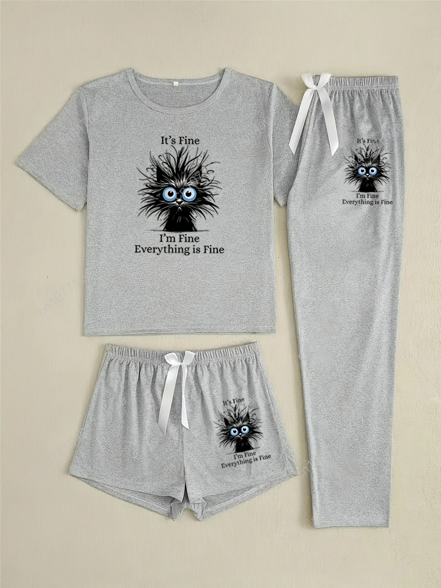 

[Women's 3pcs Pajama Set] Women's 3pcs Pajama Set with "It's Fine" Funny Black Cat Print - Short Sleeve, Crew Neck, Geometric Pa