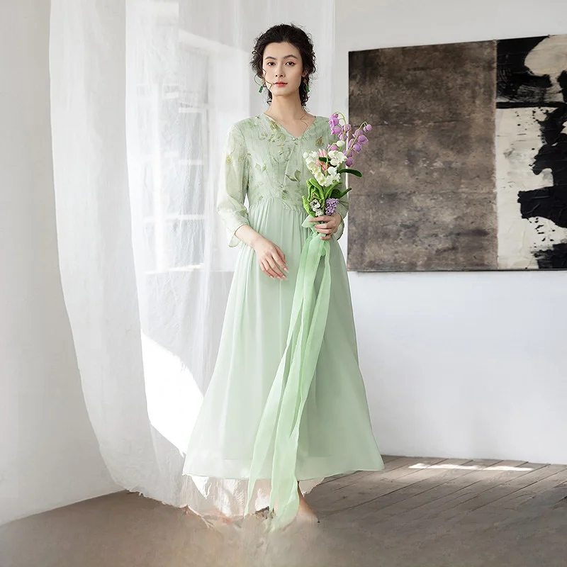 

New 2025 Spring Printed Ele National Sle Slimming Dr Women's Faion A-Line Skirt V-Ne Seven-Sve Stand Fit