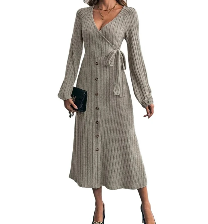 Outono inverno europeu e cor sólida botão bainha vestido de malha