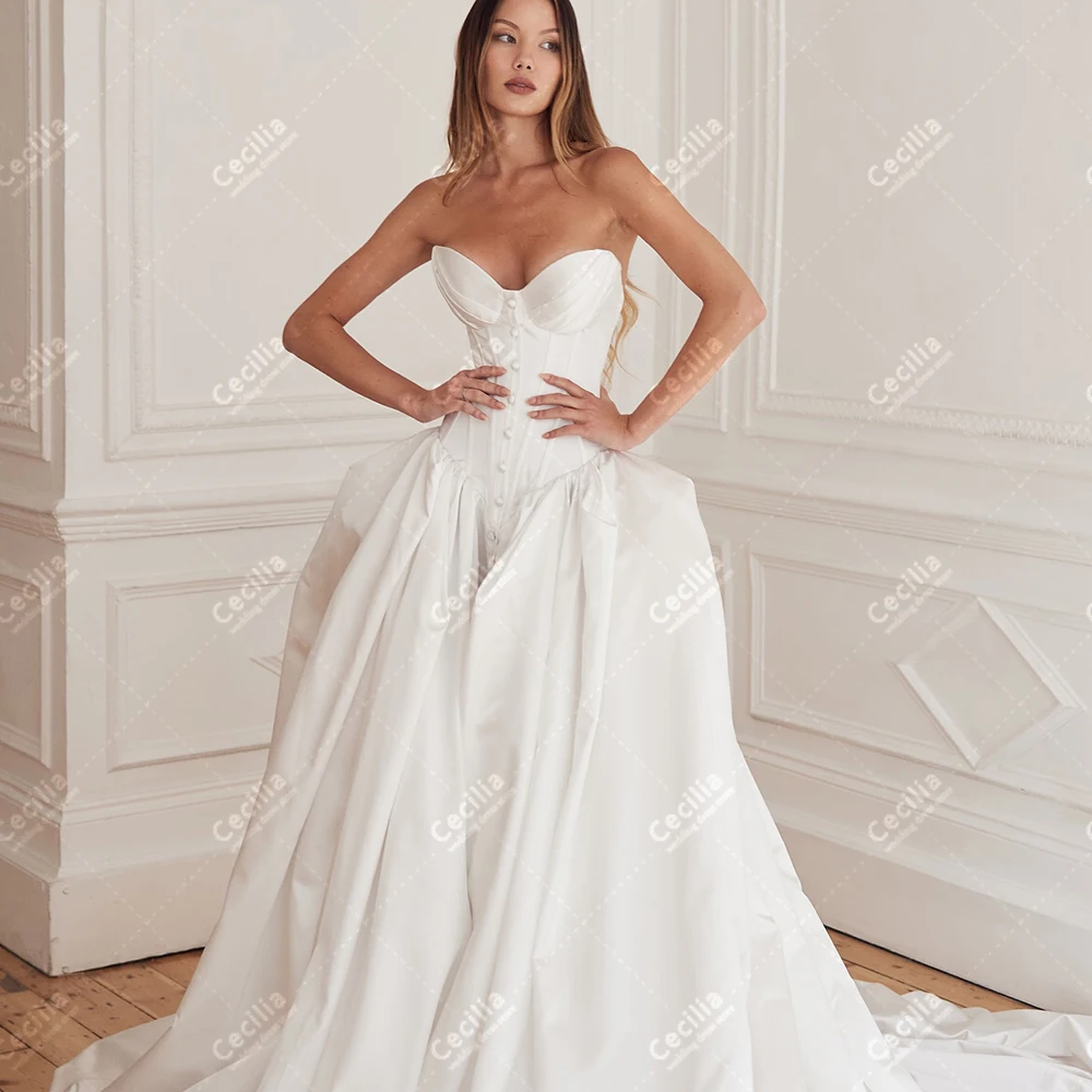

Charming Wedding Dresses A Line Satin Bridal Gowns Button Strapless Backless Robes For Formal Party Customized Vestidos De Novia