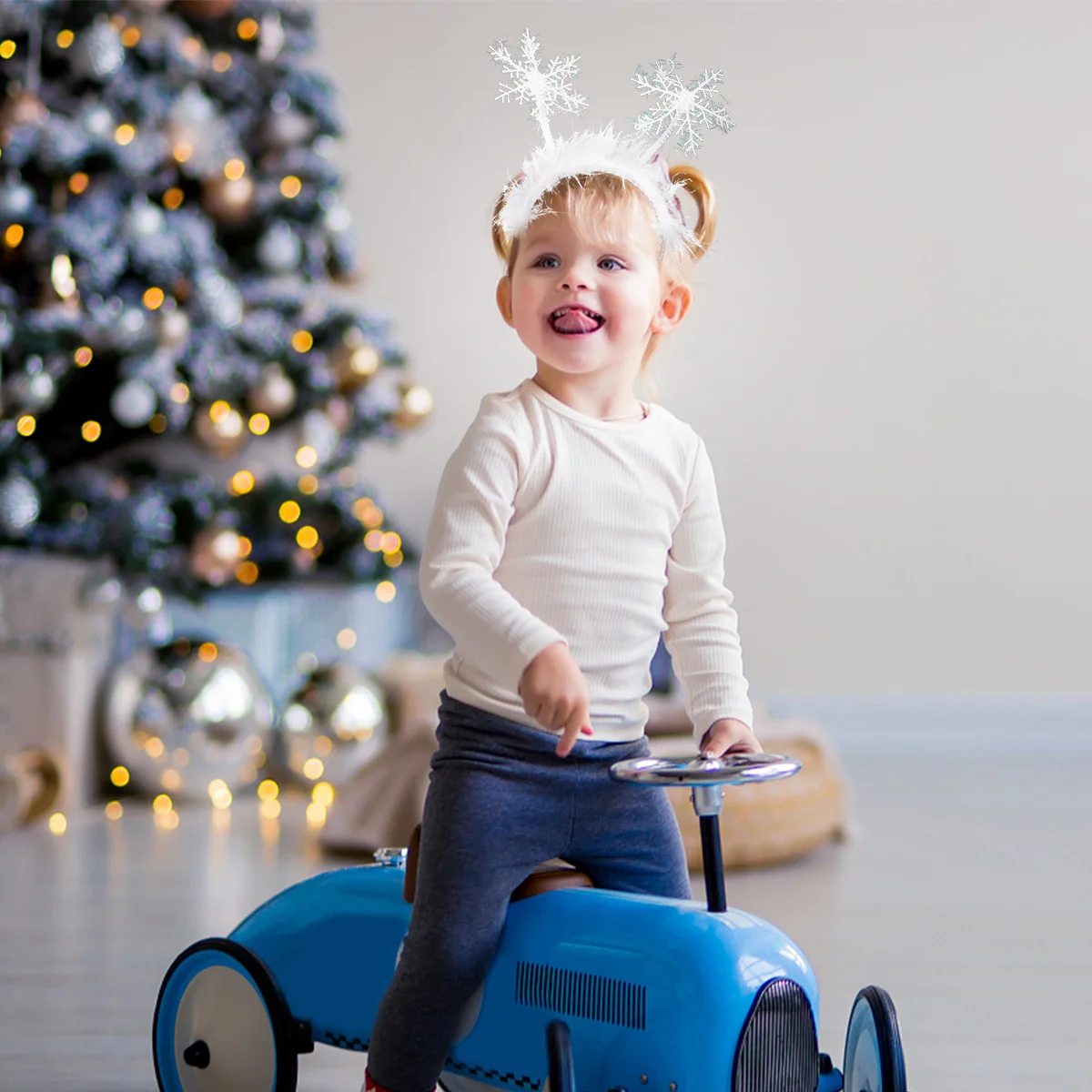 

5Pcs Christmas Snowflake Hair Hoops Classic Holiday Headbands Festival Party Costume Accessories Snowflake Headband