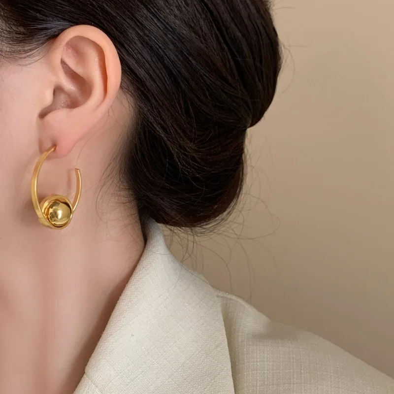 Modern Jewelry Sweet Korean Temperament Metal Geometric Round Earrings For Women Party Gifts Simply Design Ear Accessories