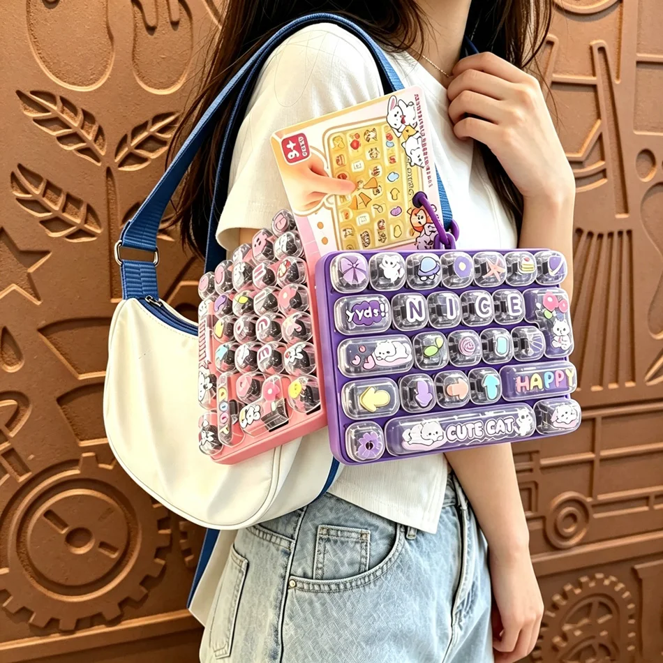 26Grid Keycap Clicker Anti Stress Fidget Keyboard Keychain Decompression Button Cartoon Hand Relax Party Favor Gift 26구 키캡 키링