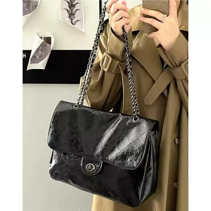 New Trendy Tote Bag 2027Fashion Travel Bag Large Capacity Chain Commuter Versatile Bag