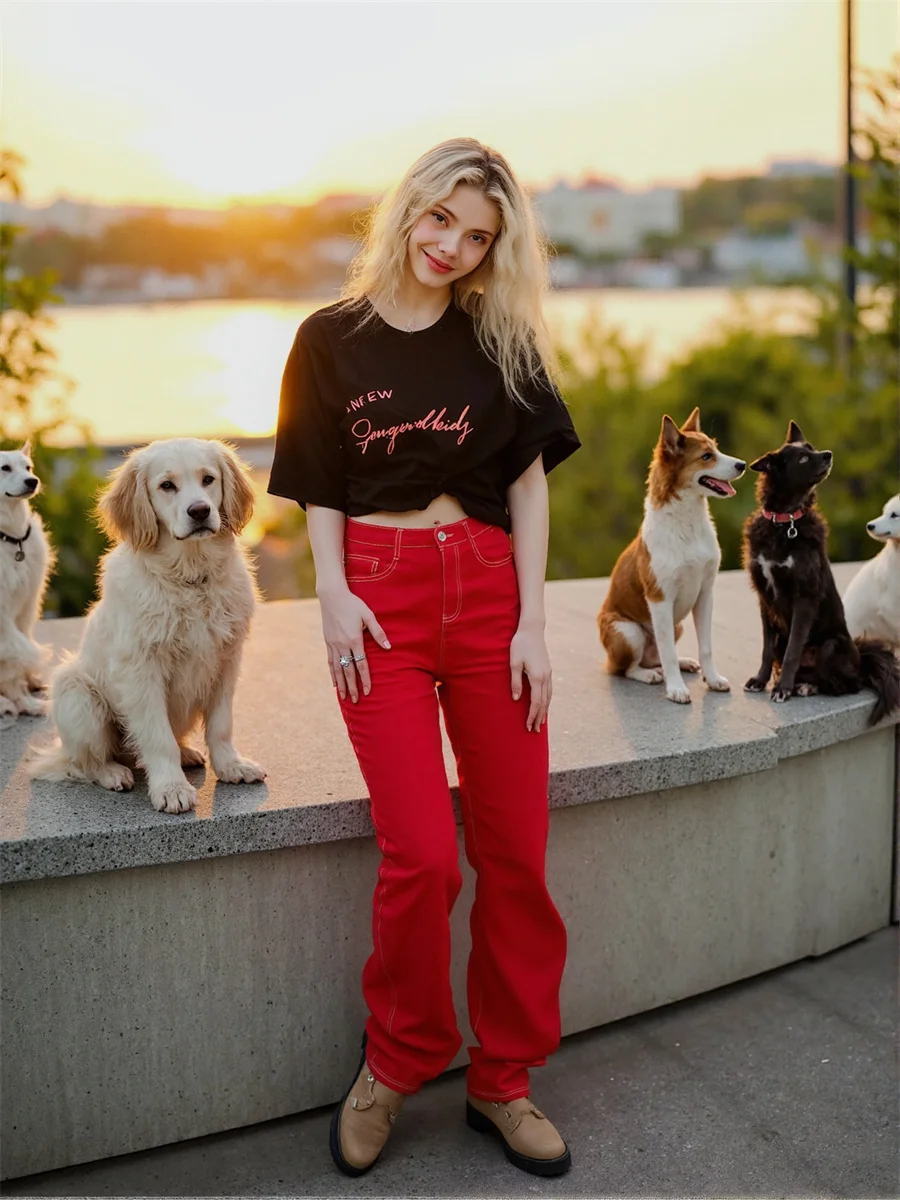 

Красные джинсовые джинсы с высокой талией, женские джинсы с кисточками, украшенные заклепками, пояс на пуговицах, эластичный хлопок, мягкий, удобный, универсальный, винтажный