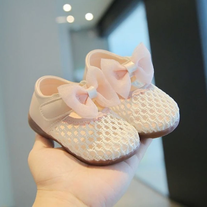 Girls Cover-toe Woven Cut-out Breathable Casual Sandals with Bow Soft Sole for Summer Princess Fashion