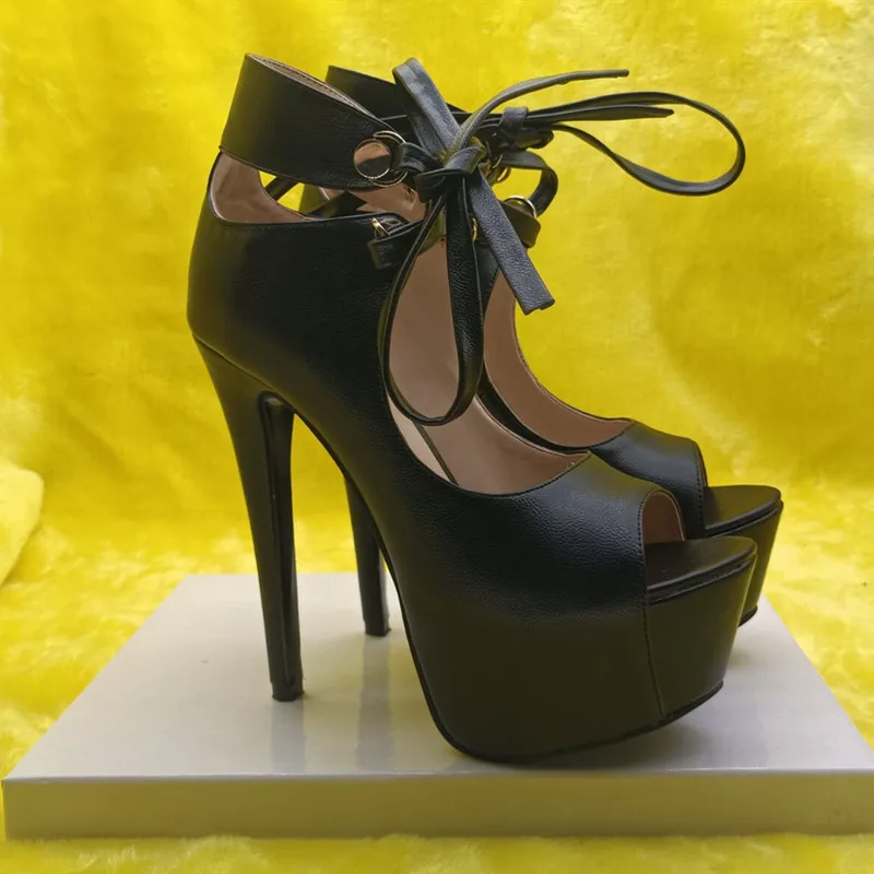 DIZHUANG shoesFashion women's high heels. About 15 cm heel height. Reep toe pumps Ankle strap. Four Seasons Shoes. Fashion show.