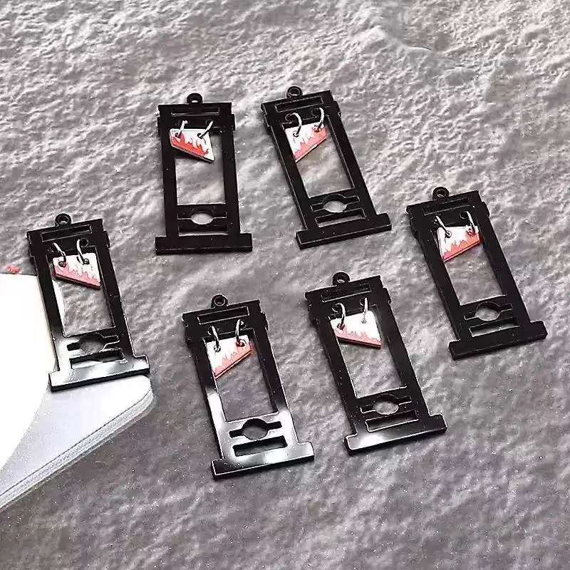 10pcs Halloween Acrylic Horror Knife Shape Pendant Fashion Knife Dangle for Keychain Jewelry Making Halloween Party Decor