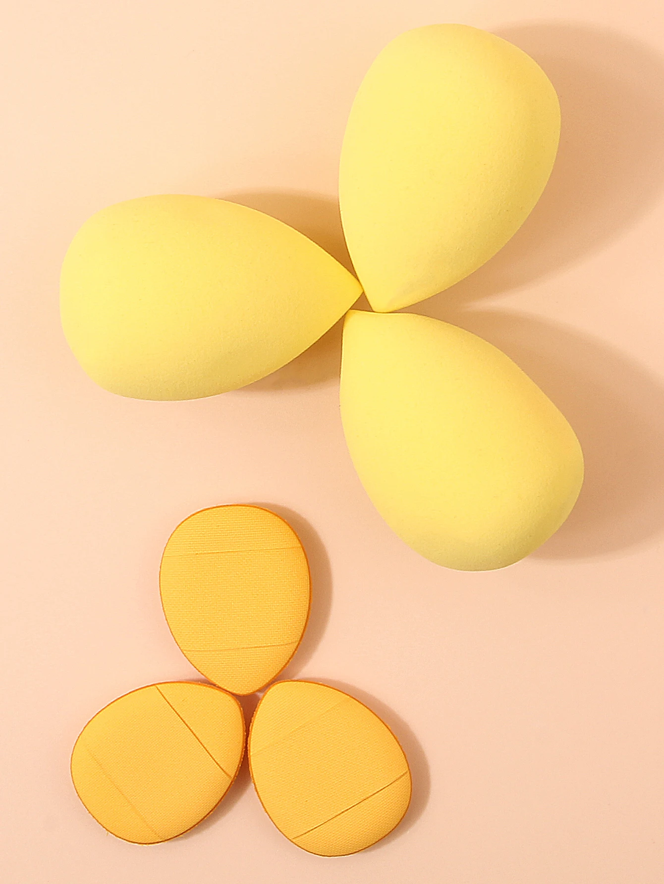 مجموعة إسفنجة مكياج صفراء مكونة من 6 قطع، منتفخة لبودرة بيض مكياج قطرة الماء، كريم أساس ناعم وصديق للبشرة وأداة خاصة كونسيلر