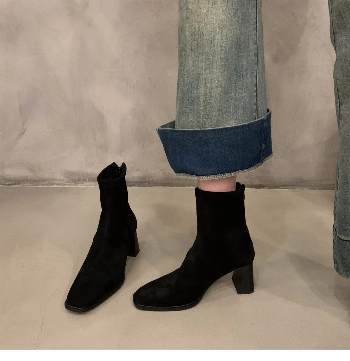 Quadratische Spitze Sexy Wildleder Casual Arbeitsstiefel für den Winter Bequeme Reißverschluss-Bankett-Elegante High Heels Damenstiefel – Detail 3