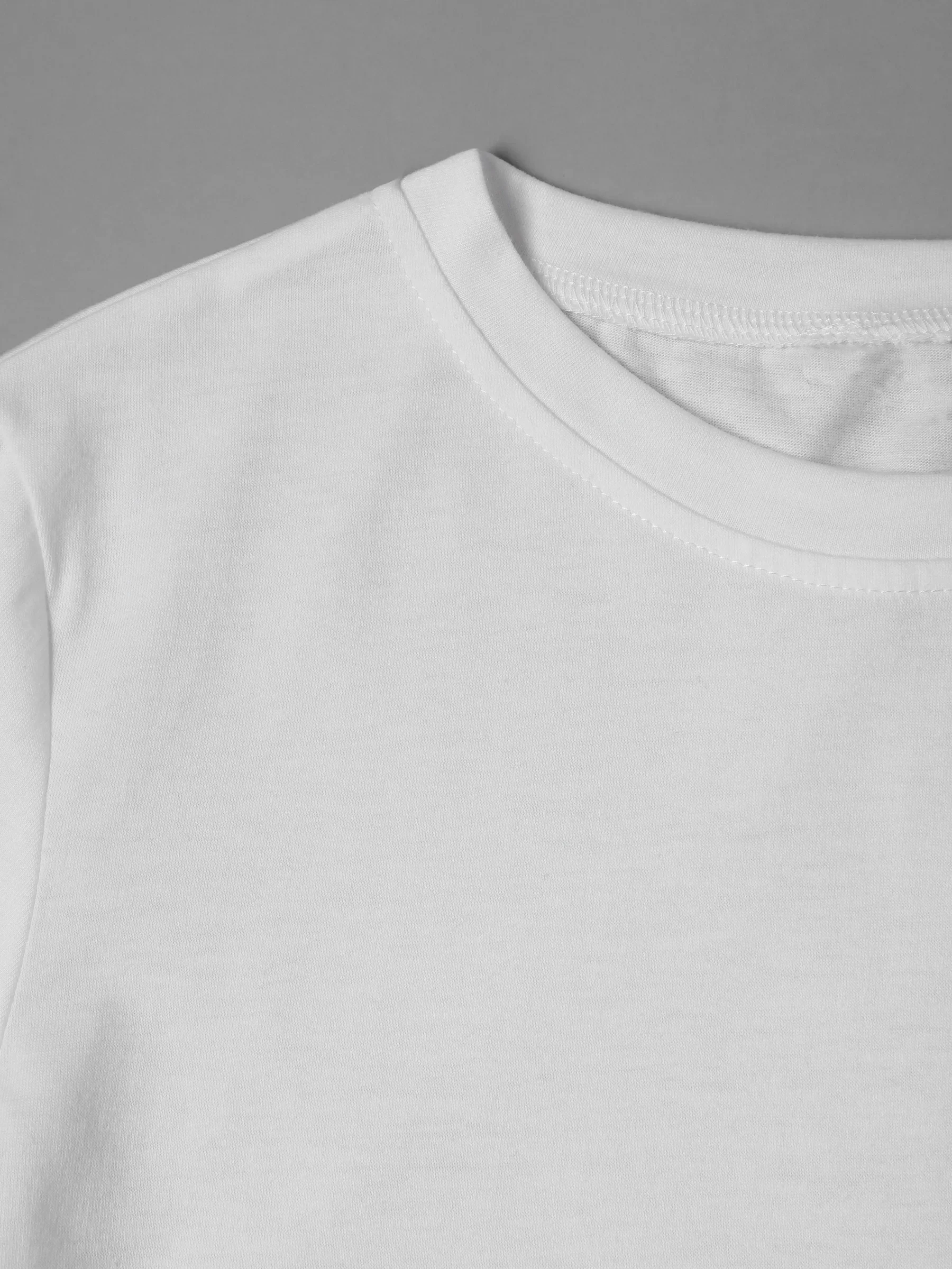 เสื้อยืดแฟชั่นสไตล์ฮาราจูกุ คาวาอี้ ลายกราฟิก สำหรับผู้หญิง สวมใส่สบายในฤดูใบไม้ผลิและฤดูร้อน เสื้อผ้าสไตล์โปรเซคโก้  เสื้อผ้าผู้หญิงสไตล์ Y2K