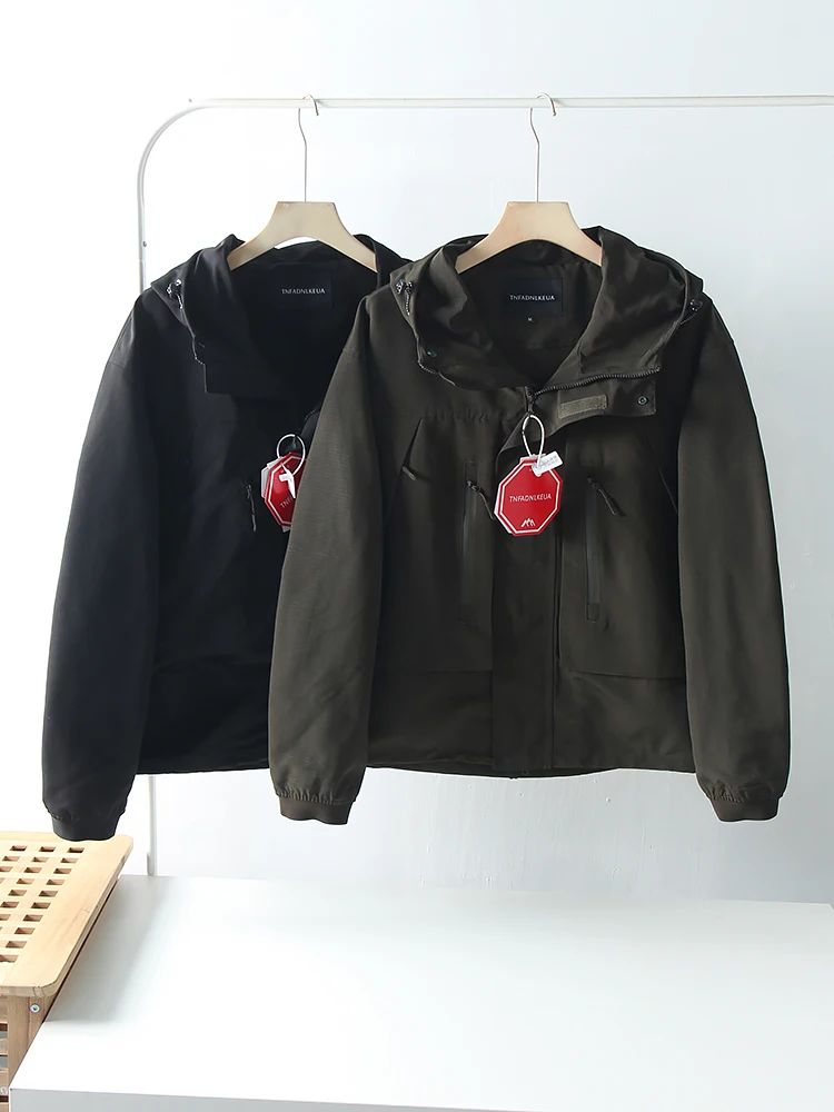 

Мужская функциональная куртка-ветровка из трехслойной технологичной ткани для активного отдыха, весна-осень, с капюшоном, модный городской стиль, стандартный крой, длинный рукав