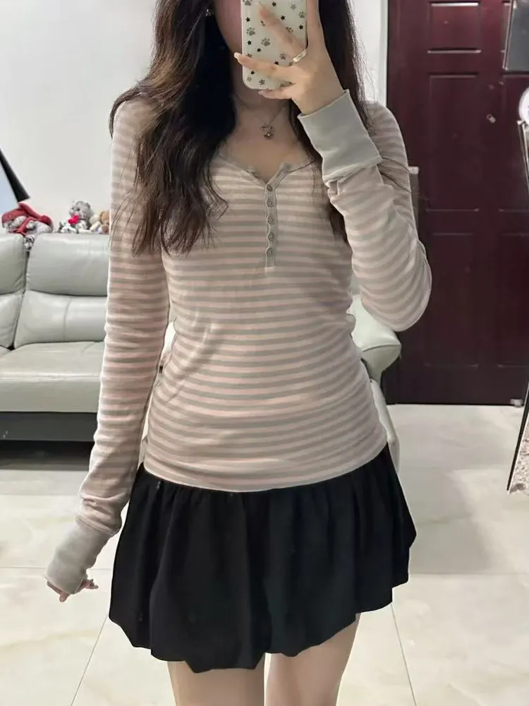 

Sweet Pink Gray Striped Long Sleeve T-shirt Autumn New Buttons Scoop Neck Cotton Slim Basic Tee Shirt Preppy Style Cute Tops