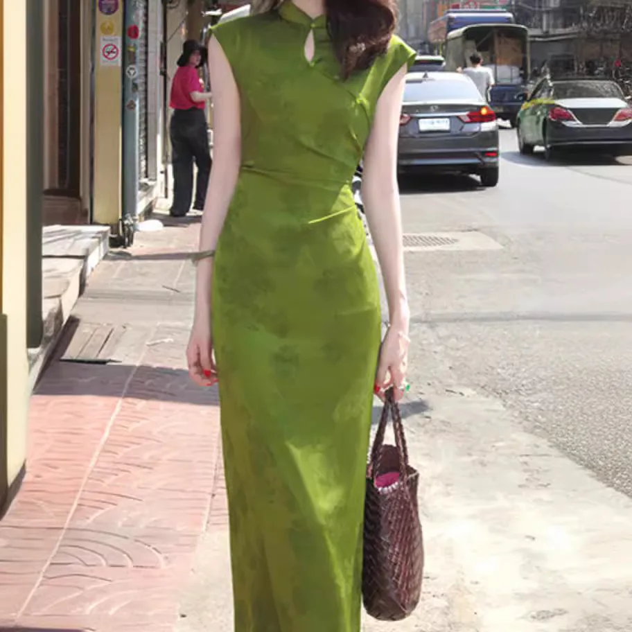 

Summer Elegant Satin Hollow Green Jacquard Slim Sleeveless Cheongsam Dress Qipao Female Sexy Party Evening Dresses Mandarin