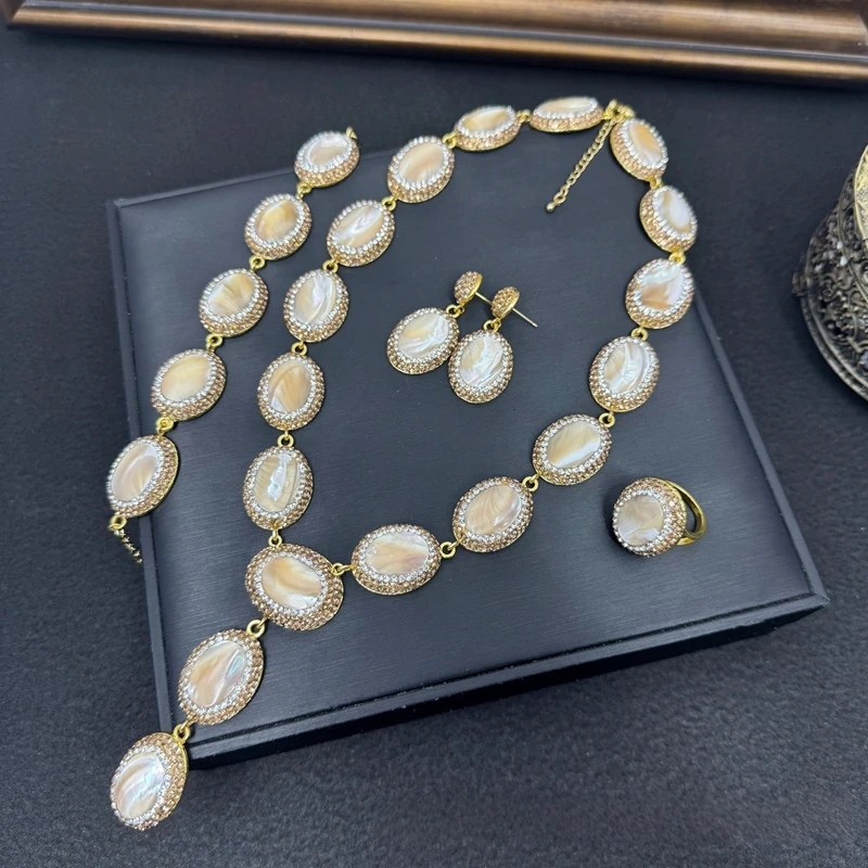 Luxury Natrual Shell Pearl 4pcs Jewelry Sets Handmade Bead Charm Necklace Earring Bracelet Ring Inalid Rhinestone For Women