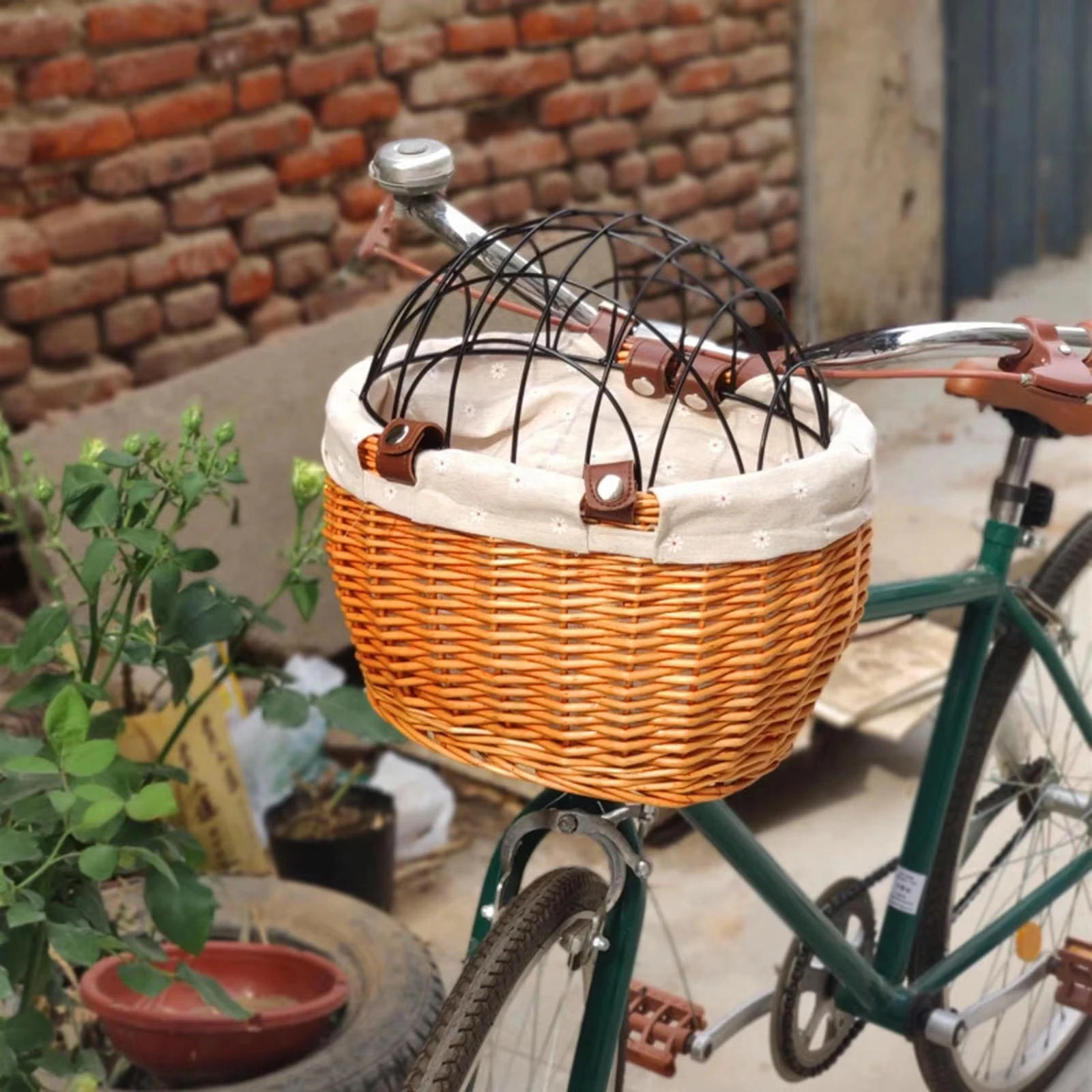 Wicker Bike Pet Basket Front Mount Bicycle Carrier with Wire Mesh Cover for Small Dogs Cats
