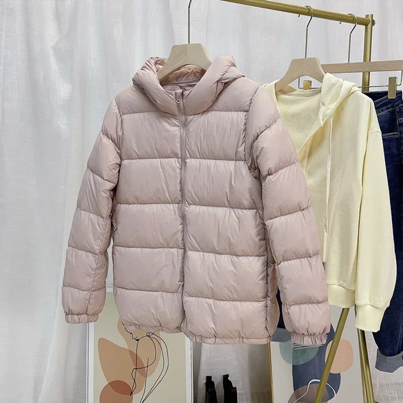 2024 Nowa jesienno-zimowa kurtka puchowa dla kobiet 90% White Duck Down Jacket Female Ultra Light Puffer Coat Solid Long Sleeve Hooded Parka