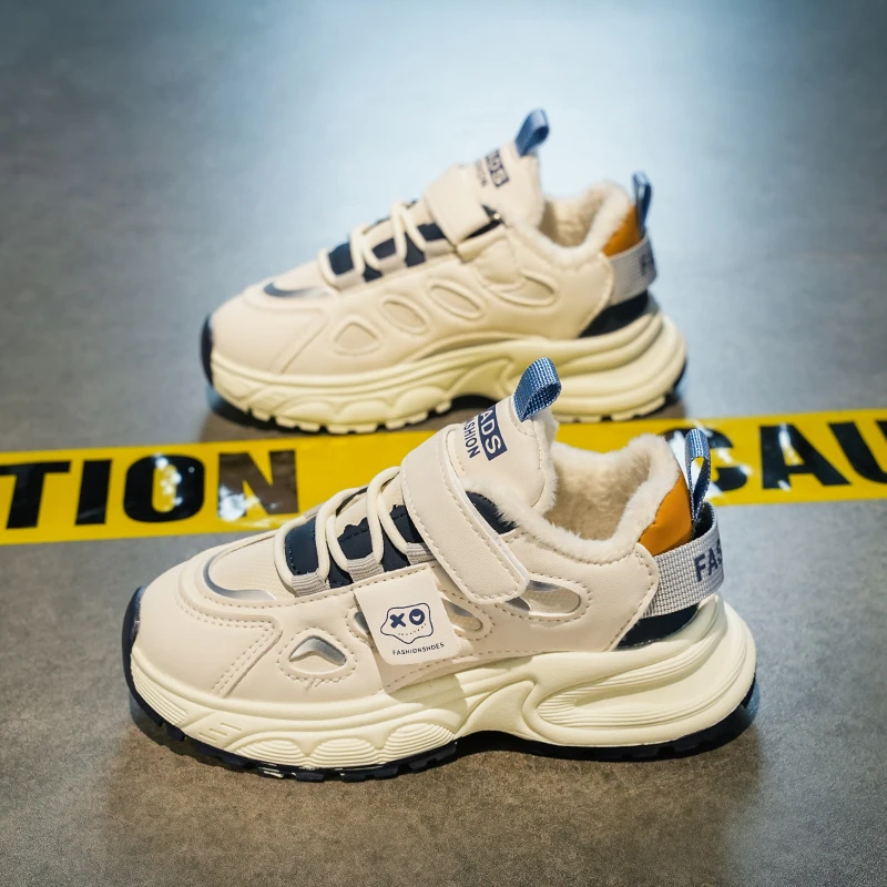 

2025 Winter New Children Casual Cotton Sneakers for Boys Fashion Korean Style Soft Bottom Anti-slippery Versatile Trendy Shoes