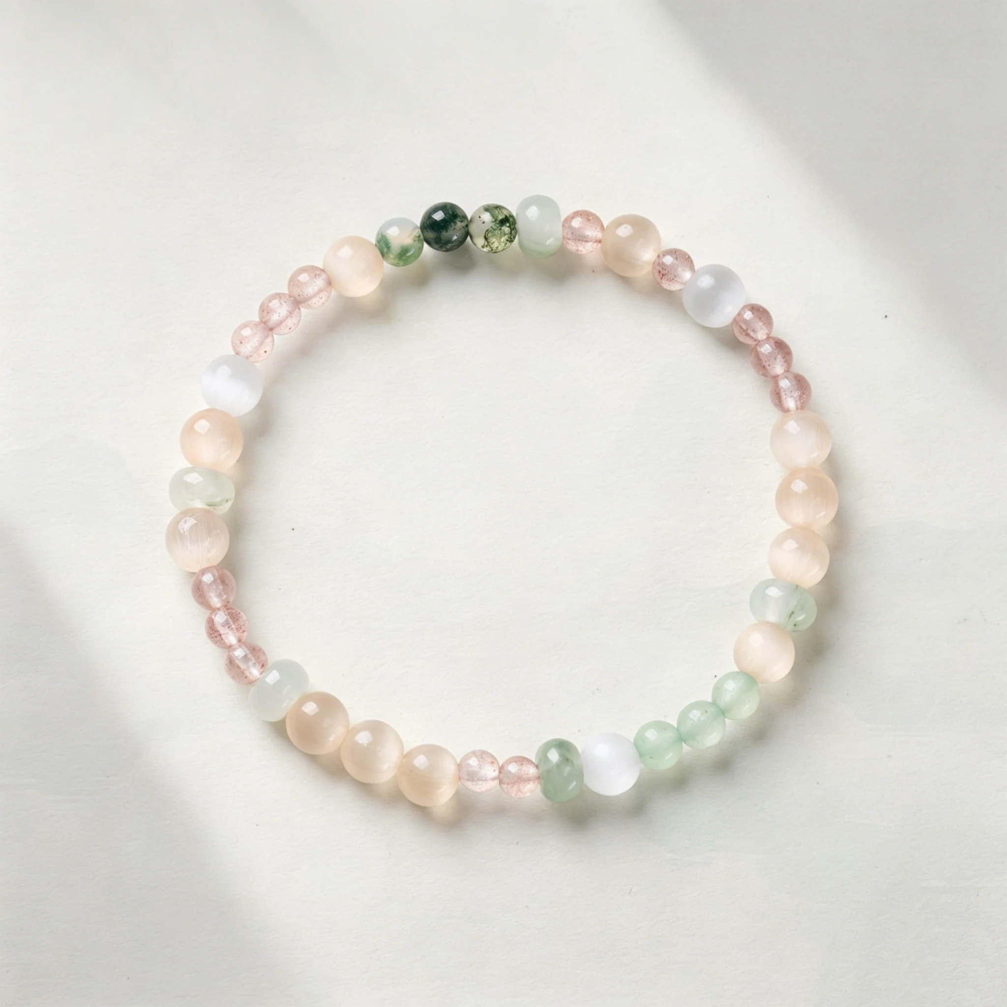 

Cute Natural Strawberry Quartz Cat's Eye Bead Bracelet Women Girls Dainty Pink Crystal Bangle Niche Aesthetic Daily Wear Jewelry