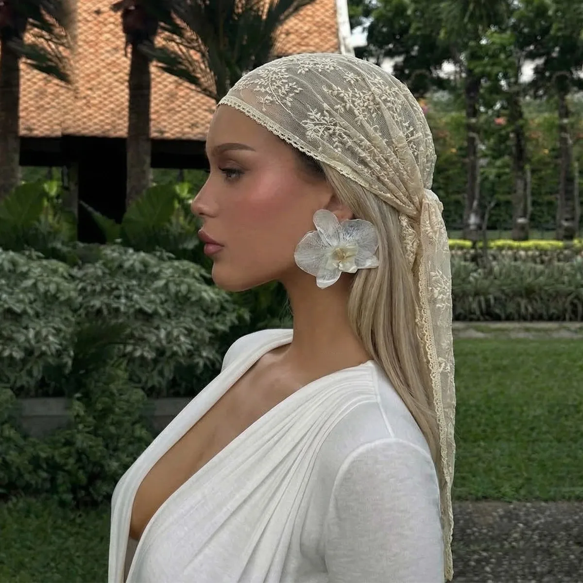 

Women Tassel Wrap Shawl Flower Lace Scarves Lady Fashion Wedding Headscarves Female Spring Summer Photo Props Accessories 2026