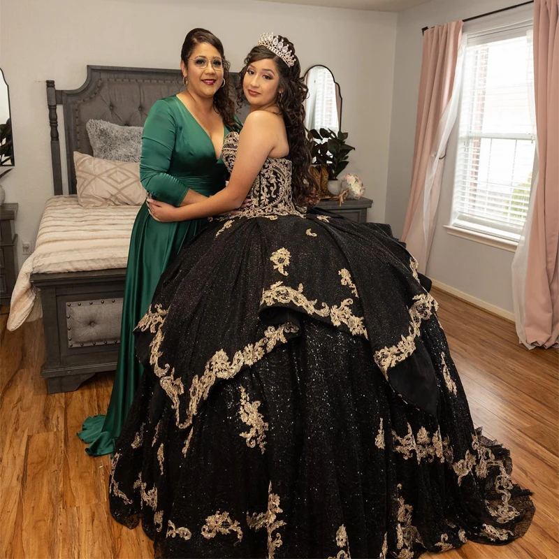 ANGELSBRIDEP Black And Gold Appliqued Quinceanera Dresses Vestidos De 15 Anos Applique Crystal Princess Birthday Gown Customized