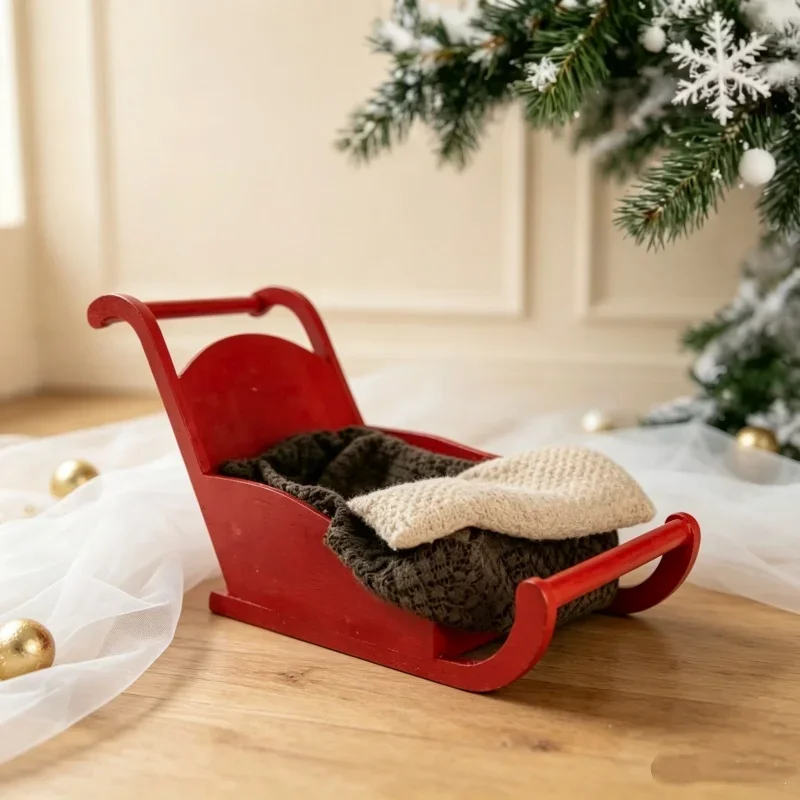 Red Wooden Christmas Sleigh Carriage Prop For Studio Themed Portrait Shooting Holiday Photoshoot Scene Posing Layout Accessory