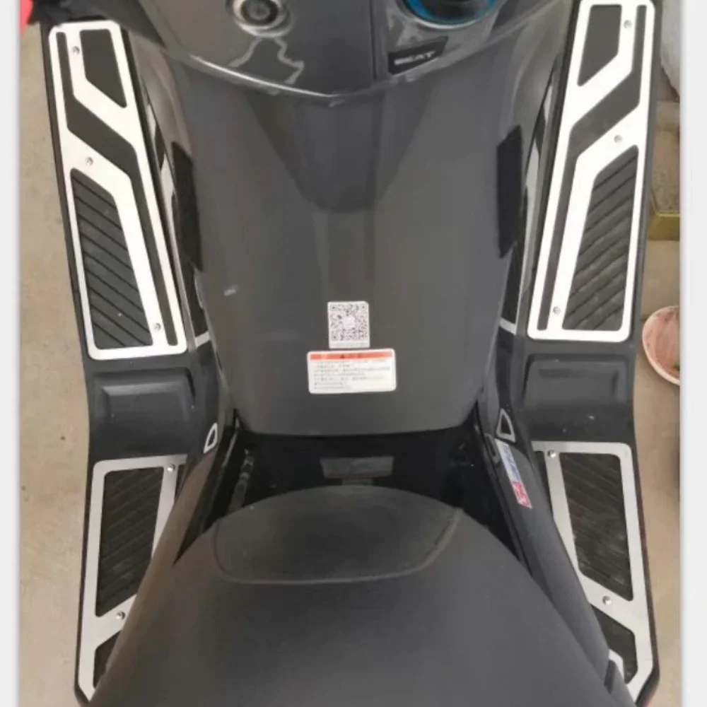 Daelim XQ 125 / XQ1 125 / XQ2 250 풋 플레이트 보드 페달 발판 풋 보드 커버 매트 패드 XQ125 / XQ1 125 / XQ2 250