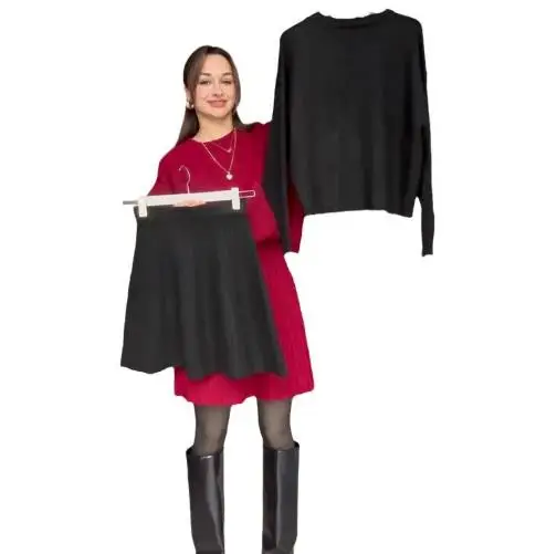 

Осенний женский модный комплект в академическом стиле, свободный удобный свитер с круглым вырезом и трикотажная короткая юбка трапециевидной формы с высокой талией