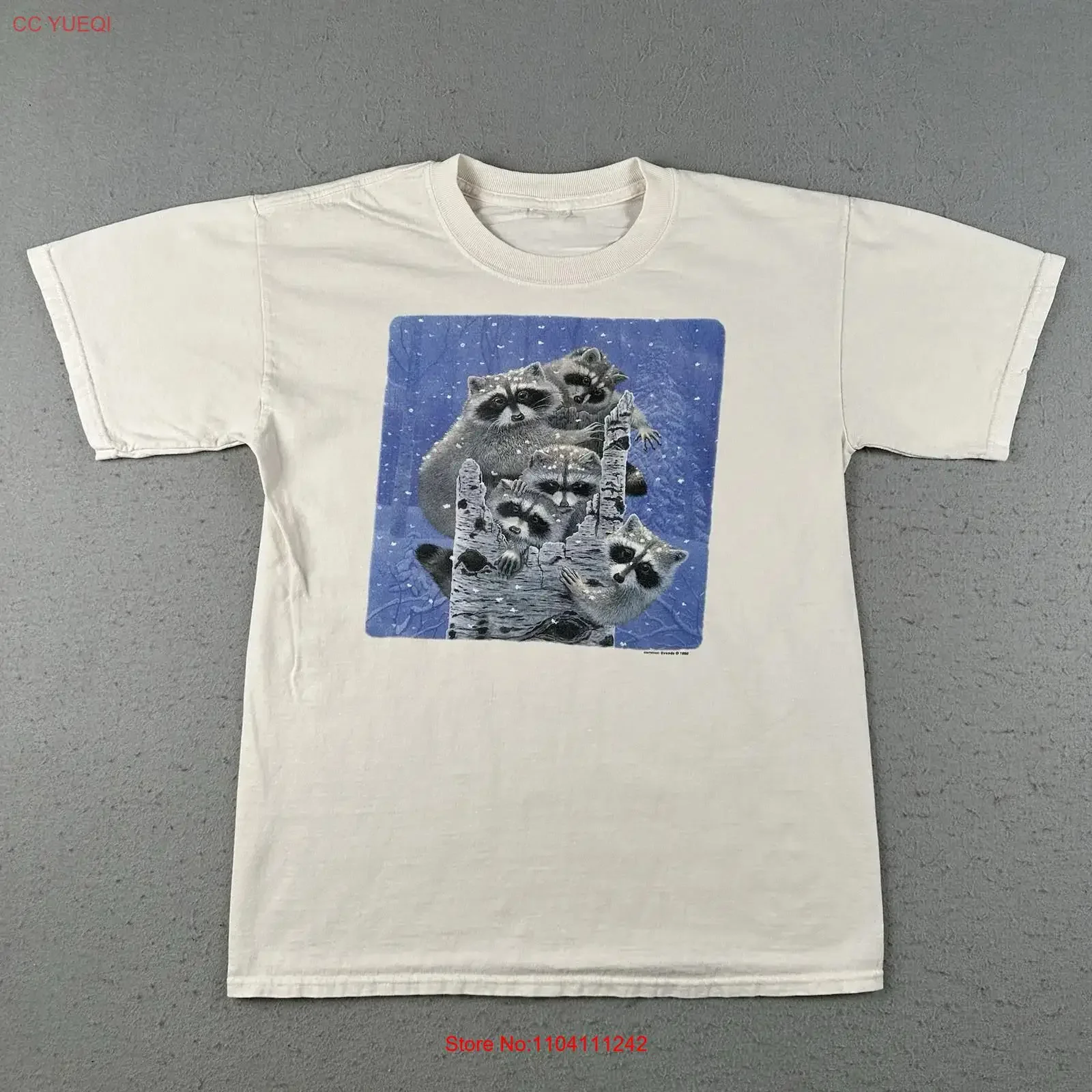 Vintage 90s Raccoon T Shirt Men s Small White Winter Snow Animal Nature Cute vintage Washed Breathable Unisex graphic Stylish