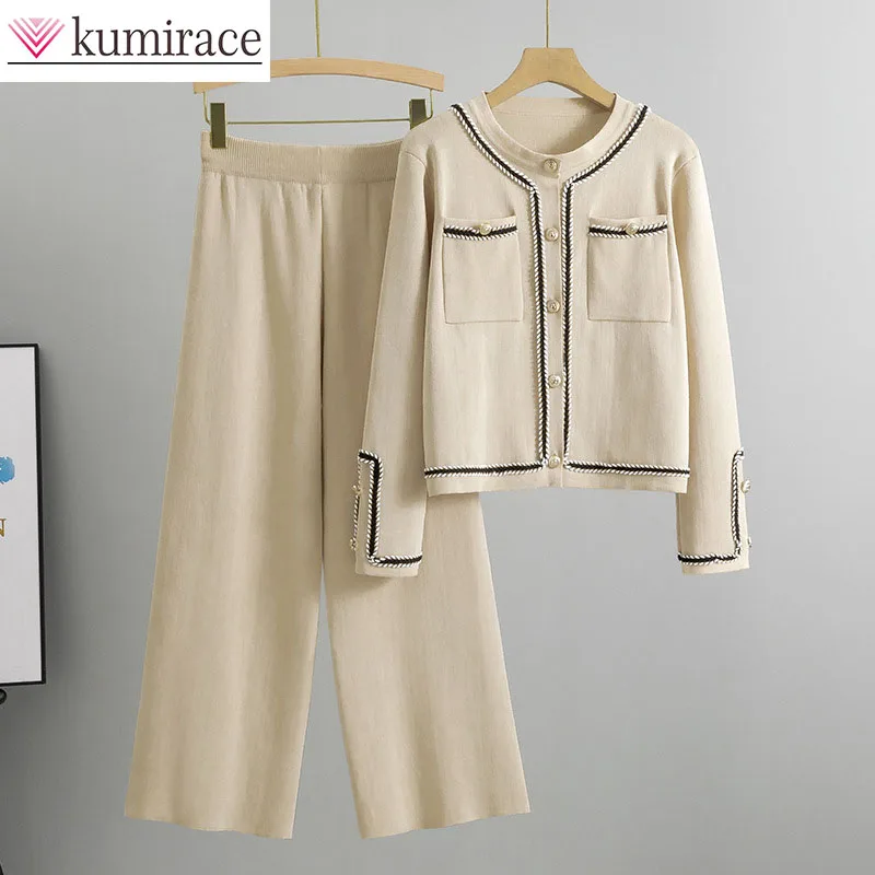 

2025 Autumn and Winter Korean Fashion Style Knitted Cardigan Set, Women's Western-style Style, Slim and Fragrant Two-piece Set