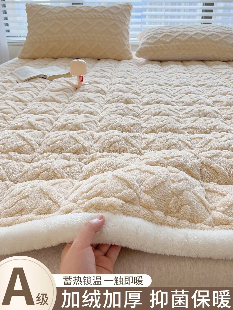 Class A Milk Fleece Mattress Thickened Student Dormitory Mattress Mattress Winter Single Thin Pad Padded Coral Fleece Quilt
