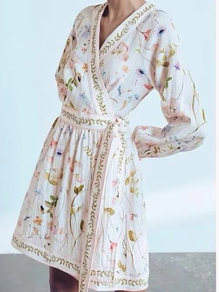 Abito pigro stile avvolgente dimagrante in vita con scollo a V, temperamento alla moda delle nuove donne estive in stile europeo e americano