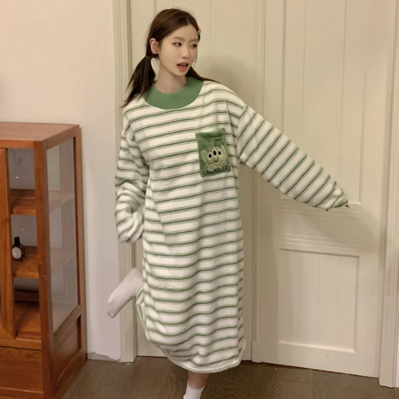 

Disney three-eyed boy winter new women's long-sleeved nightdress cartoon cute strawberry bear warm comfortable loose loungewear