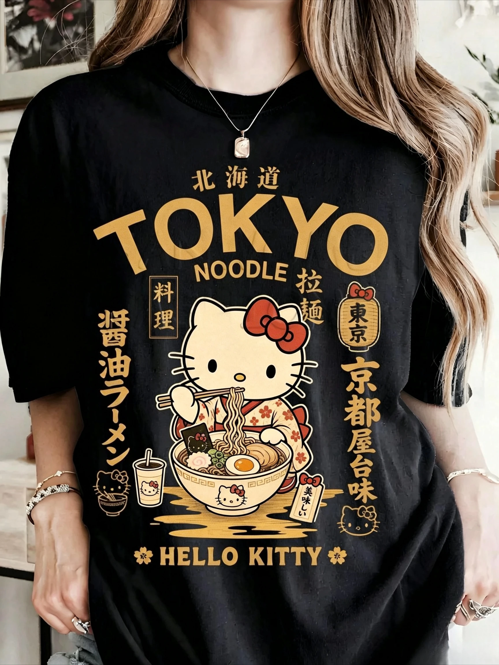 2026 Sanrio Women's Hello Kitty Japanese T-shirt Tokyo Lamian Noodles and Hokkaido Noodles Retro Printed Casual Shirt