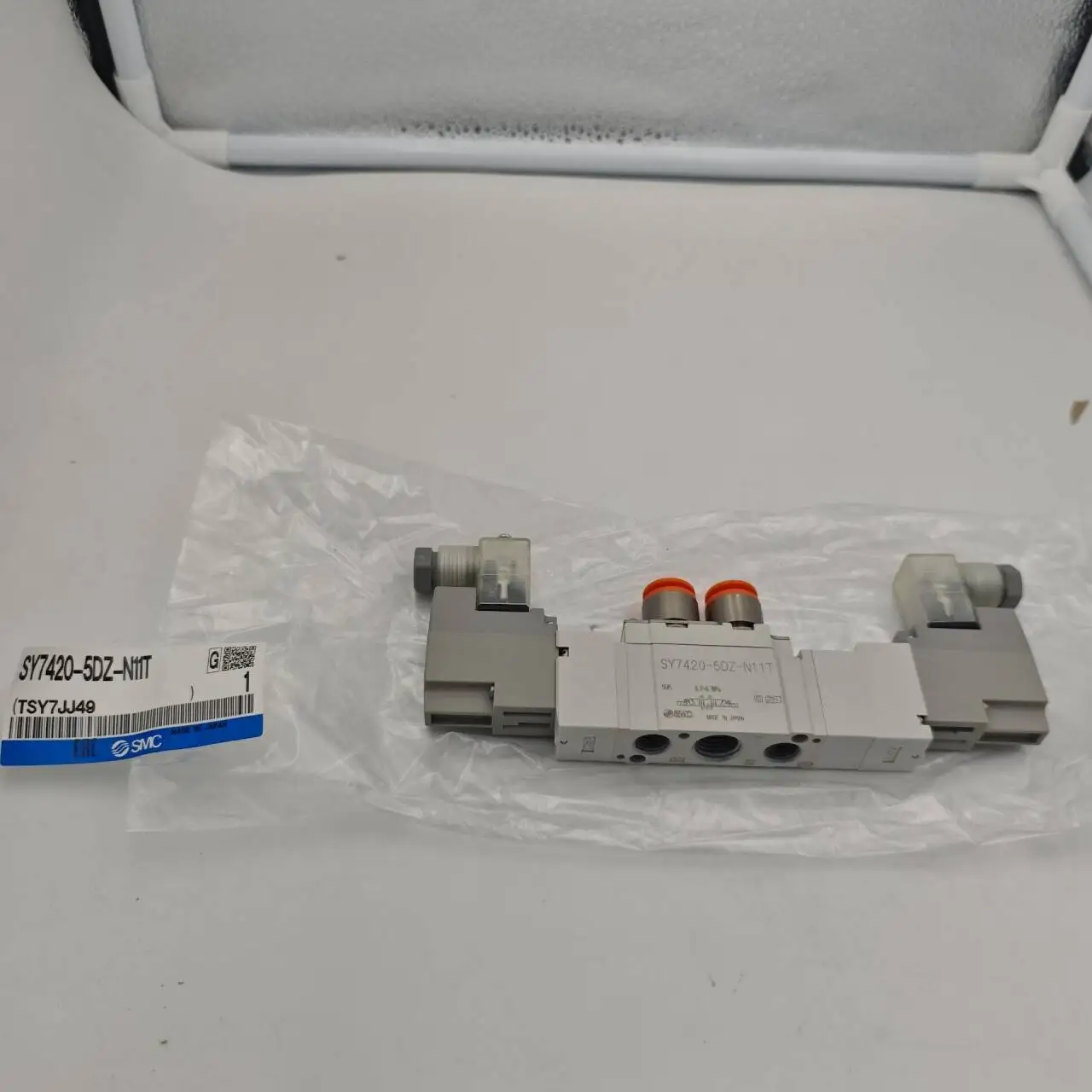 Originele Echte SMC Vijfweg Pilot Magneetventiel Directe Leiding Type SY7460-5LOU-C10-Q Pneumatische Magneetventiel