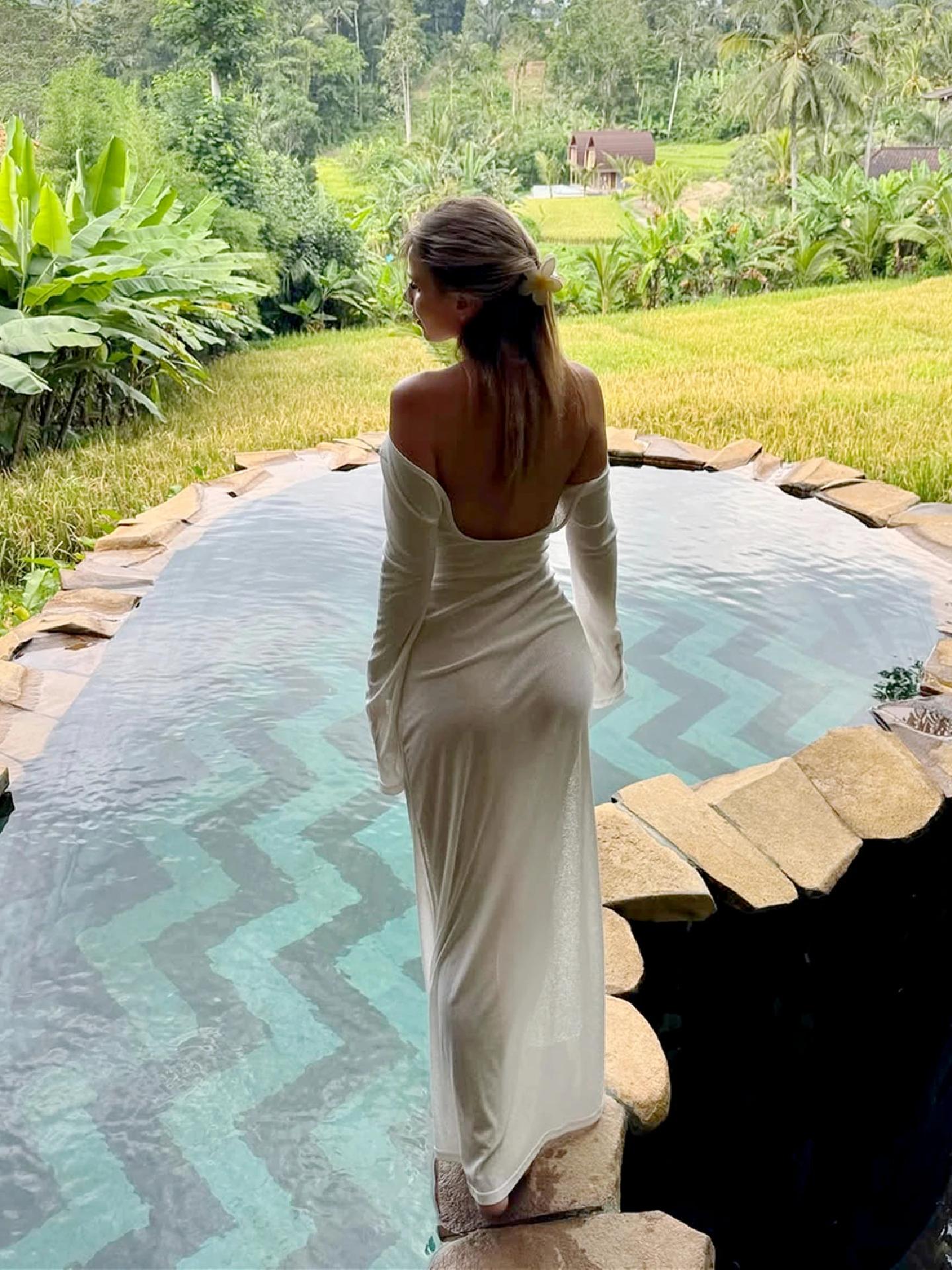 Dulzura 秋のファッションセクシーな O ネック長袖背中の開いたスリムシースルーロングドレス女性固体カジュアル服パーティークラブ衣装