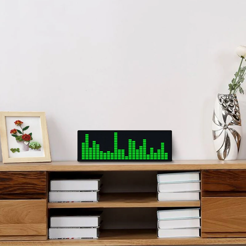 Indicador de nivel LED de Color, analizador de espectro de música, reloj electrónico, luz de ritmo activada por voz, luz de atmósfera de recogida 624RGB
