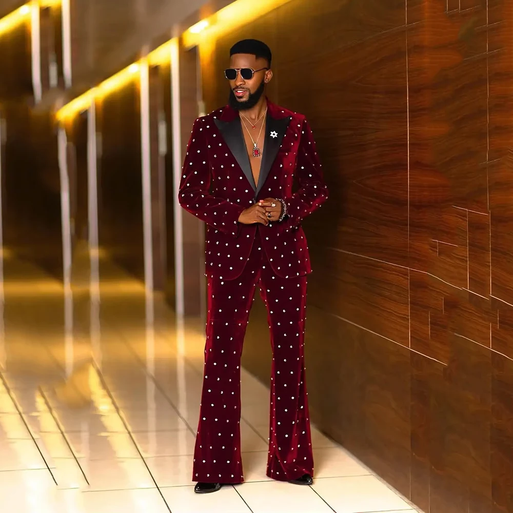 

Chic Men's Suits Peak Lapel One-Button V-Neck Fashion Tuxedos 2 Piecces Jacket Pant Sets Male Banquet Clothing Fashion Blazer