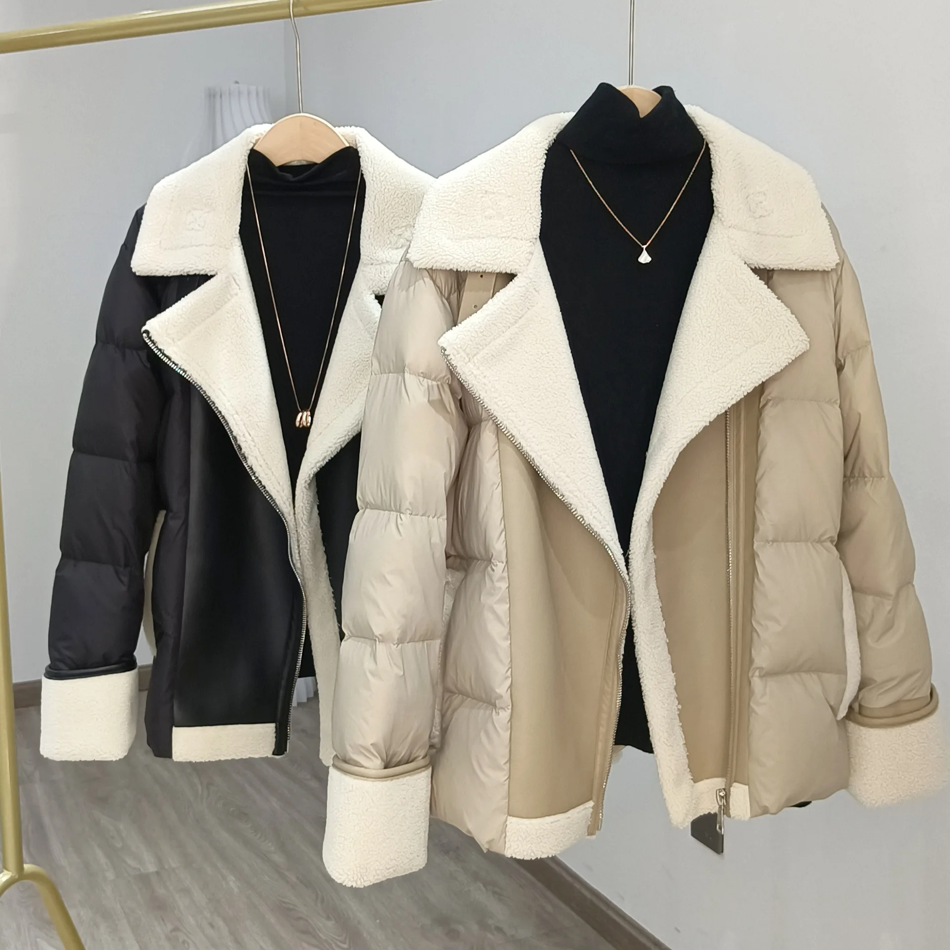 Winter New Down Jacket Women Turn-down Collar Lamb Wool Splicing Short Coat Casual Fashion White Duck Down Thickened Outerwear