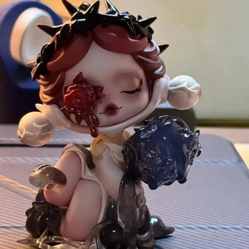 

POP MART SKULLPANDA THE GLIMPSE Anime Original Action Figure Collection Model Desktop Ornaments Doll Toys