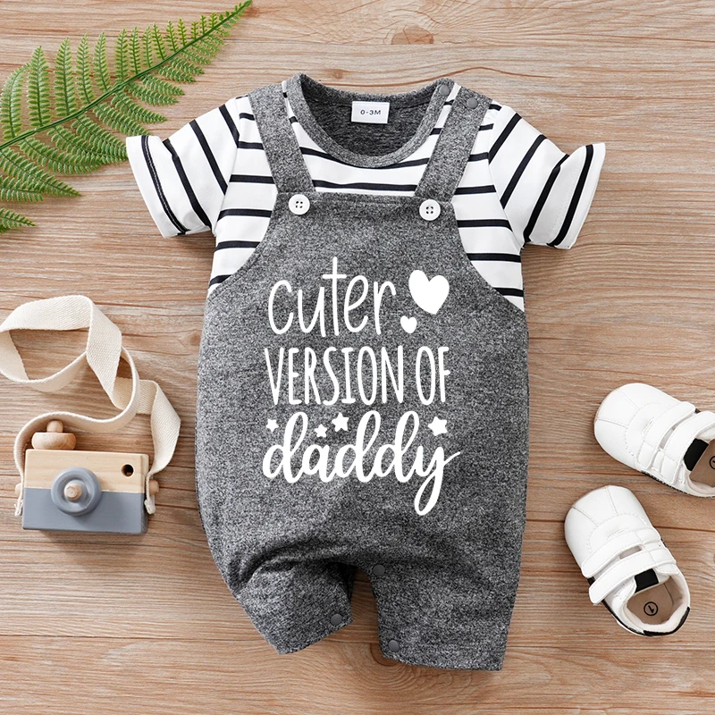 

Комбинезон-имитация двойки для новорожденных, с принтом «Cuter Version of Daddy», в полоску, с коротким рукавом, мягкий и удобный слип