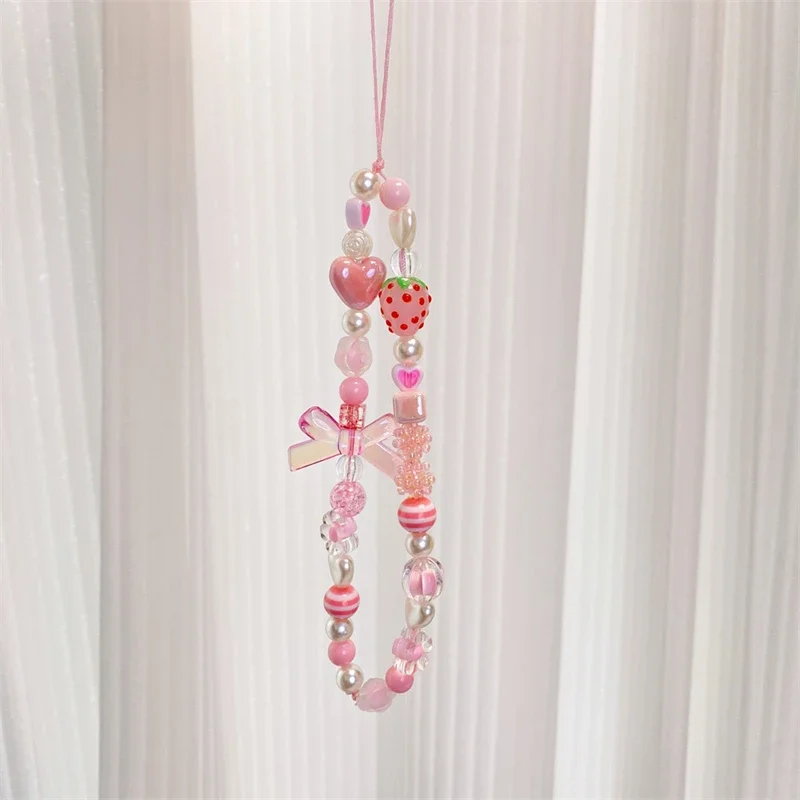 Sweet and Cute Pink Strawberry Mobile Strap Phone Chains For Women Pearl Chain Phone Pendant Charm Key Anti-Lost Lanyard Jewelry